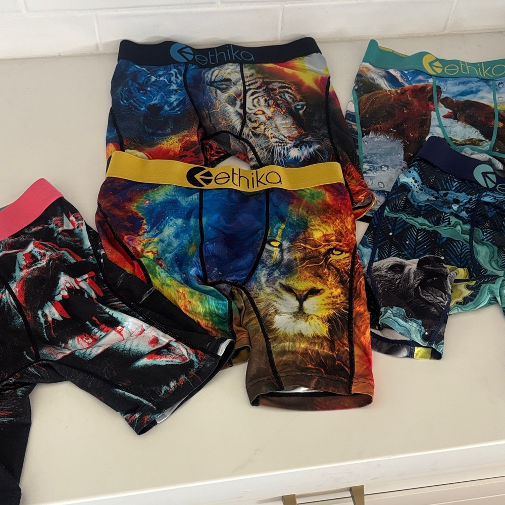 Ethika YOUTH LARGE lot